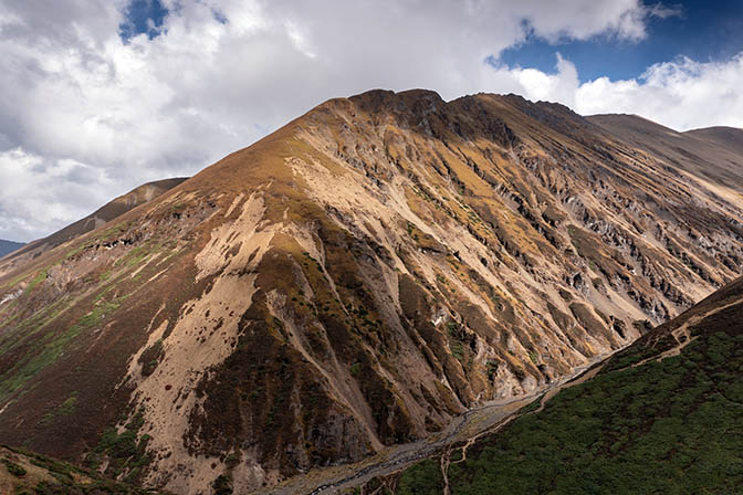 View on the way from Jangothang to Lingzhi, October 2018