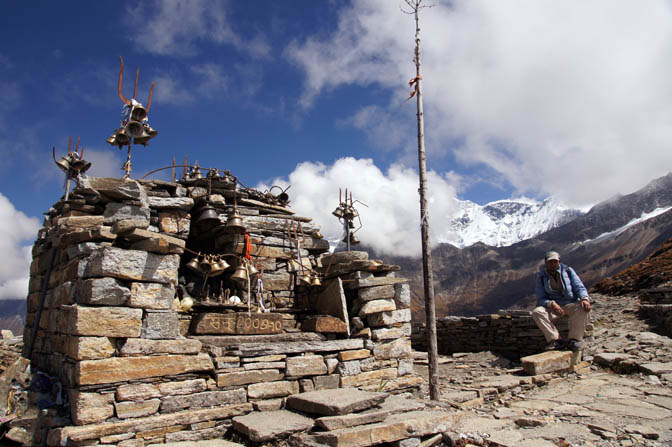Shiv, our guide, beside a Hindu temple (Mandir) in the pass between Bhagu Basa and Bedni Bugyal, Roopkund trek 2011