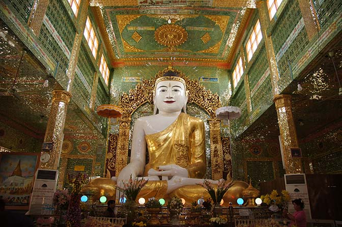 Buddha image at Soon U Ponya Sain Pagoda, Sangaing Hill 2015