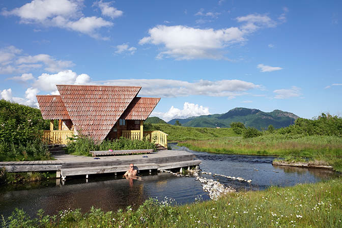 Goryacherechensky hot spring and wardrobe wooden hut, Nalichevo Valley 2016