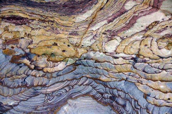 Rich patterns of finely layered sandstone in Wadi Ghweir, 2014