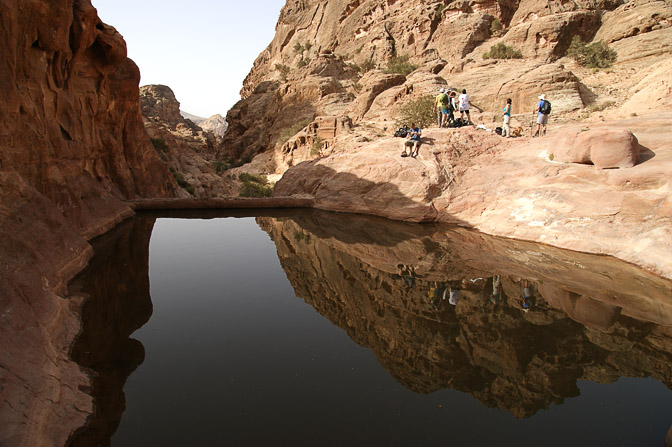 A water pool in Wadi Al-Mu'aysra Ash Sharqiyya, 2009