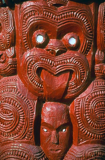 Maori Wood Carving, the Whakarewarewa thermal valley in Rotorua, the North Island 1999