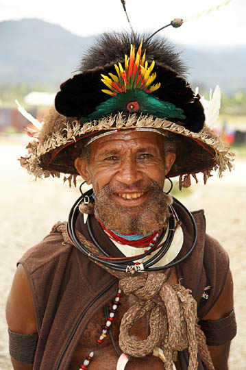 A Huli Tribe wigman in his everyday attire, Tari 2009