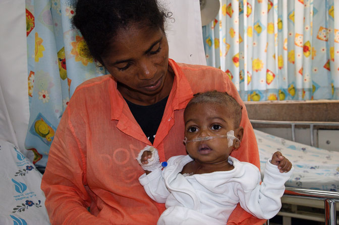 Alexandre from Angola with his mom, The Wolfson Hospital 2011