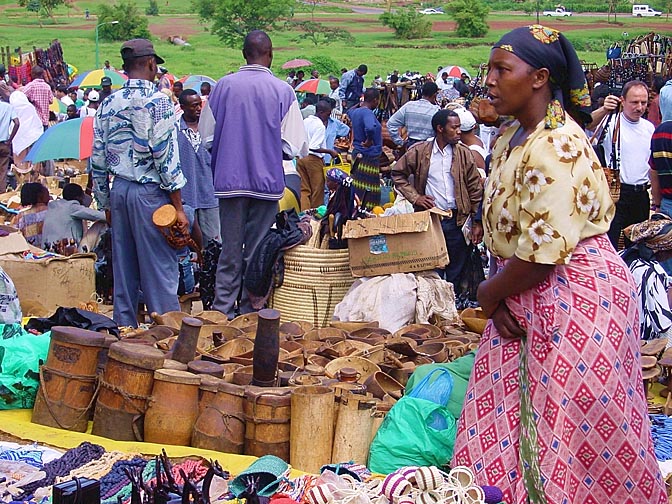 The multi-colored market of Nairobi, Kenya 2000