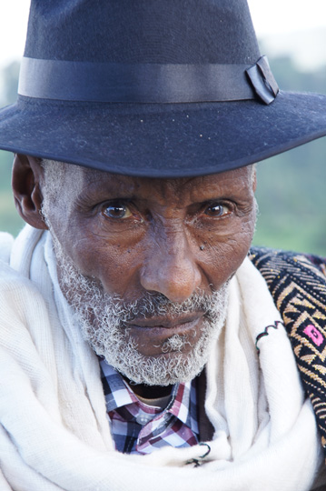 זקן העדה של הכפר דבר תבור, 2012