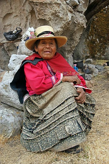 A 92 years old Chola (local woman), Hatun Machay, Cordillera Negra 2008