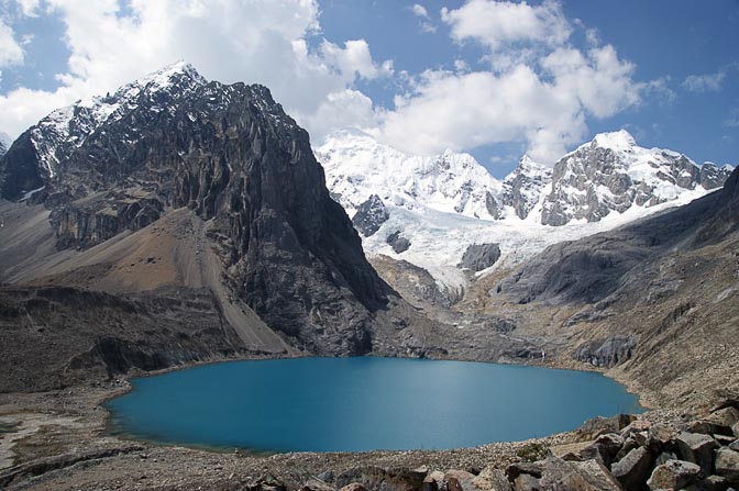 The blue waters of Lagoon Jurau and the Mount Jurau, Cutatambo 2008