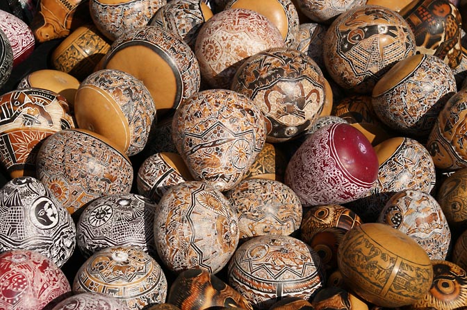 Handicrafts for sale in the market, Pisac 2008