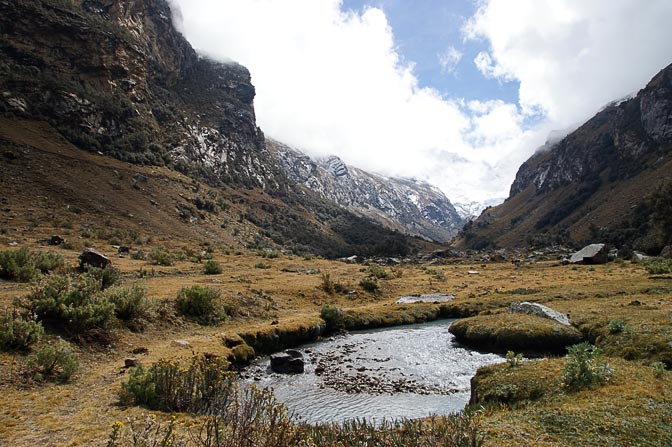 Llaca River, en route to Llaca Lake, Cordillera Blanca 2008