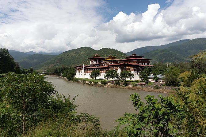 Punakha Dzong at the confuence, 2018