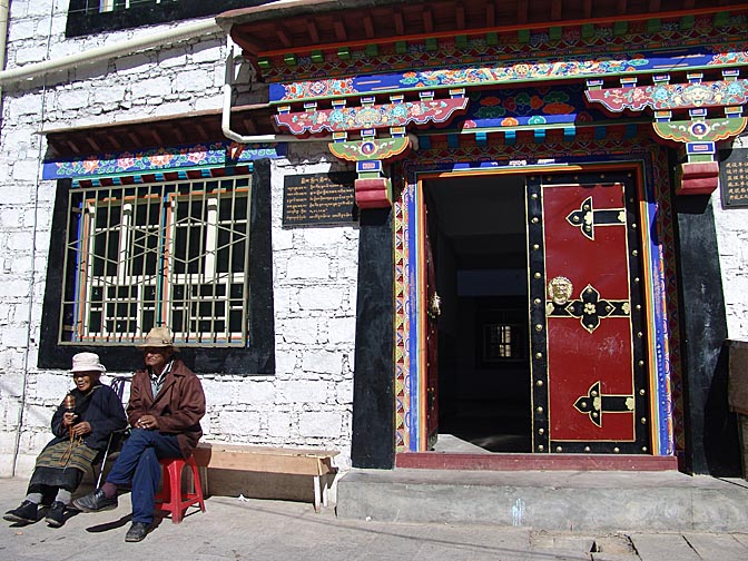 A typical entrance close to the Jokhang, Lhasa 2004
