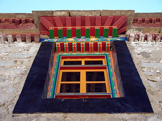 A typical black-framed trapezoidal window in Samyai Monastery, 2004