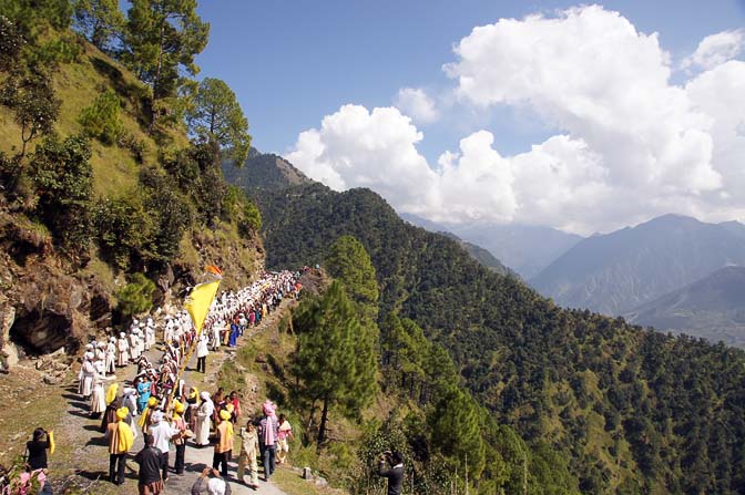 The traditional Kangdali Festival procession in Chaundas Valley, Pangu 2011