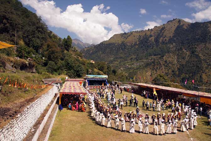 The paraders dance around the yard, Pangu 2011