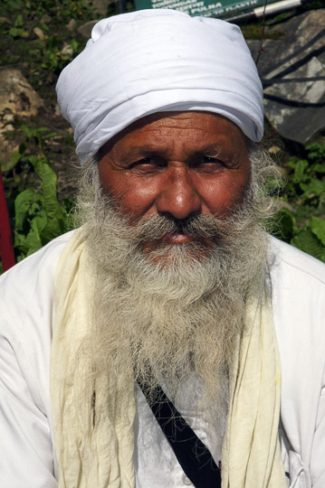 A sikh on pilgrimage to the sacred lake Hemkund, Garhwal Himalayas 2011