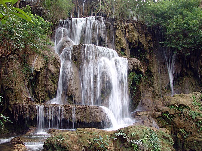 The Kwanxai waterfalls, Luang Prabang 2007