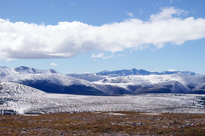 The snowy peaks of Horidol Saridag mountain ridge, Khovsgol Nuur (lake), North Mongolia 2010