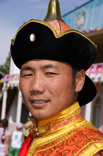 Performer in ceremonial costume at the festival opening event, Tsetserleg 2010