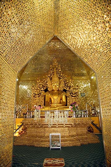 Sanda Muni Buddha Image at Sandar Muni Pagoda, Mandalay 2015