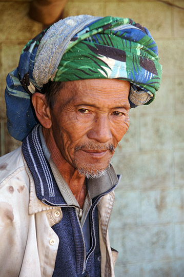 Palaung tribe man in Hin Kha Kone village, Kalaw to Inle Lake trek 2015