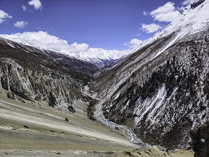 The landslide hazardous zone on the way to Tilicho Base Camp, 2023