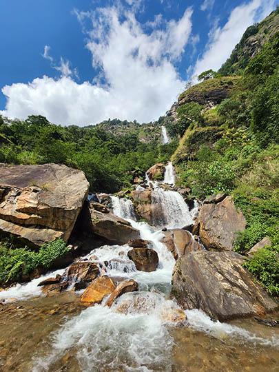 Nyauli waterfall between Machha Khola and Jagat, 2022