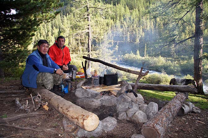 Allan and Didi by the camp cooking place near river Tekeliu, 2014