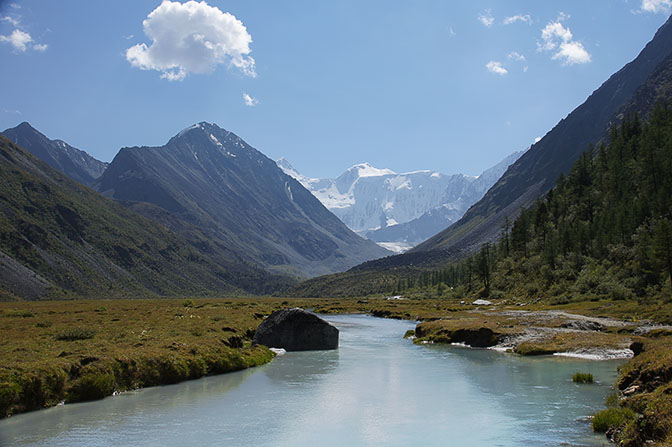 Ak-kem river and Ak-kem wall, 2014