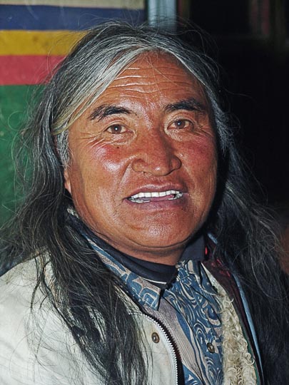 גבר טיבטי מלהסה, טיבט, סין 2004