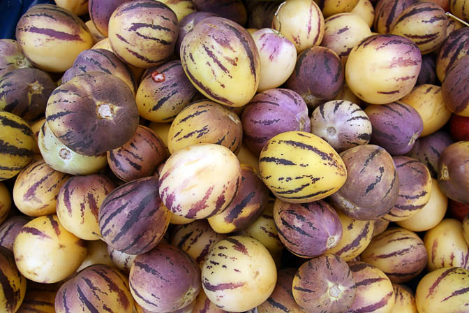 Sweet Pepino Melons (Solanum muricatum) in Huaraz market, Peru 2008