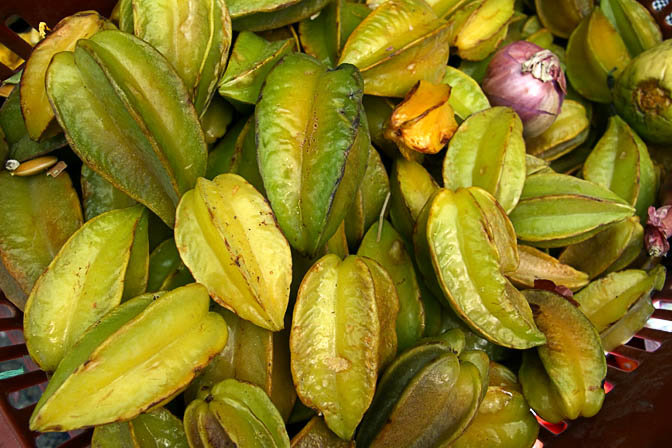 Carambola fruits in Huaraz market, Peru 2008