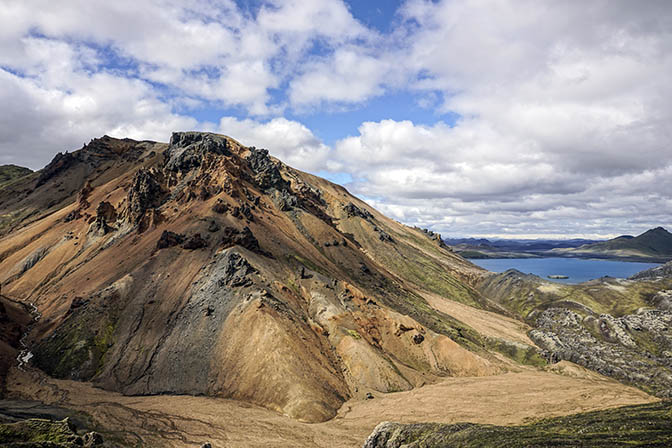 A rhyolite mountain in Sudurnamur mountain ridge (sudurnamshorn), Landmannalaugar 2017