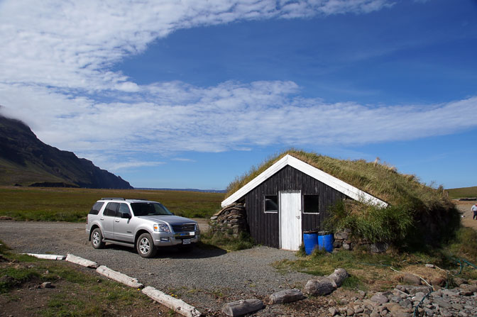 A kitchen hut at Grettislaug, 2012