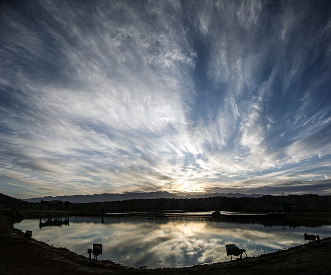 Sunrise above Nehushtan Lake in Timna Park, The Israel National Trail 2009