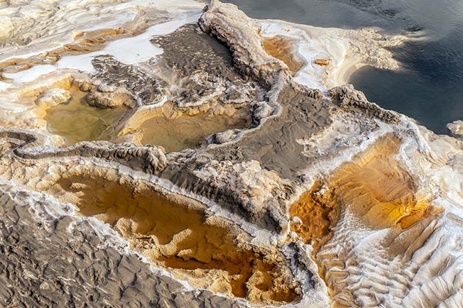 Colors and shapes at the banks of the Araba canyon, 2021