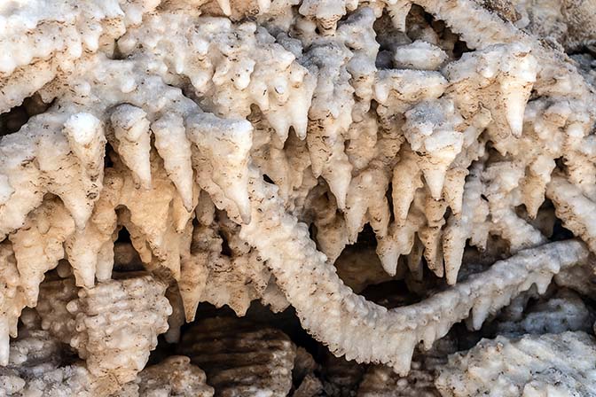 Salt stalactites in Tze'elim Bay, 2021