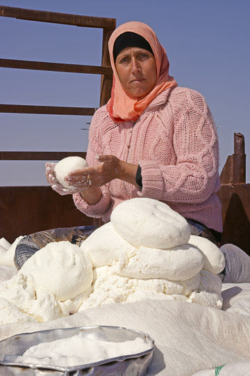 Preparing Laban, Wadi Ghesh 2011