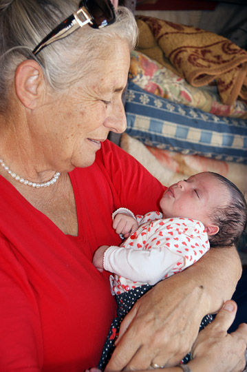 Erella and the Palestinian new born Jinan, Susya 2011