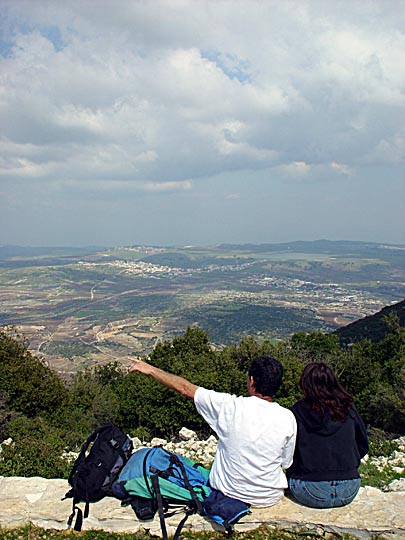 הנוף ממצפה נריה שבשביל הפסגה של הר מירון, שביל ישראל, הגליל העליון 2003