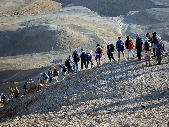 Hug Elad in the Negev, between the Chadav and the Arod Creeks, 2002