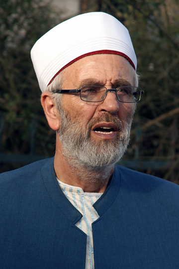 A Samaritan priest, Mount Gerizim 2011