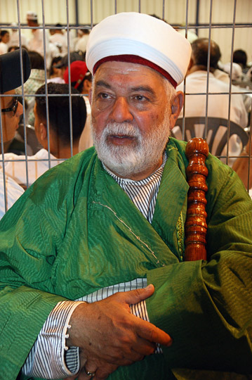 A decent  Samaritan priest, Mount Gerizim 2011