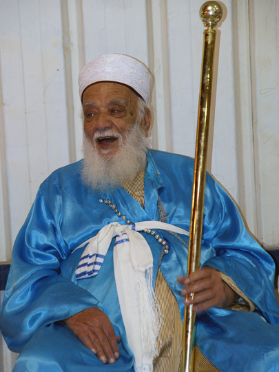 An elder Samaritan priest holds a golden staff-of-office, Mount Gerizim 2011