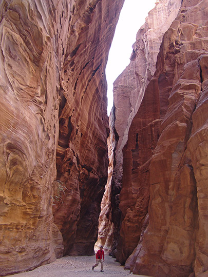 Aviv in the red sandstone gorge, Wadi Aheimir 2006