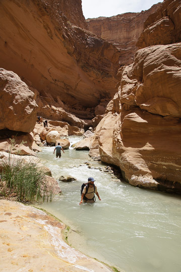 Gilad walks through the warm water in the gorge of Wadi Zarqa Main, 2012