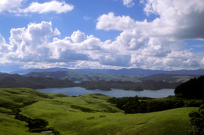 The west coast of the Coromandel Peninsula, the North Island 1999