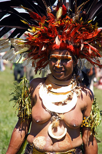 A woman from Goroka in the Eastern Highland Province, at The Hagen Show 2009