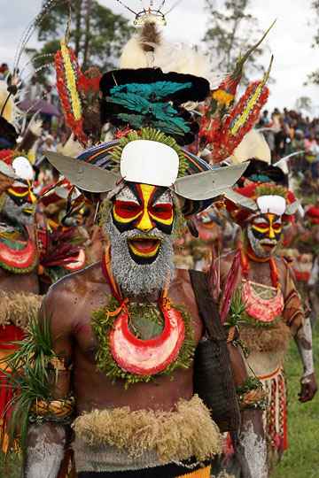 Nabilya men, from Hagen in the Western Highland Province, singing at The Hagen Show 2009